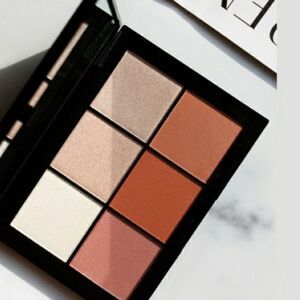 Doucce Face & Contour Palette